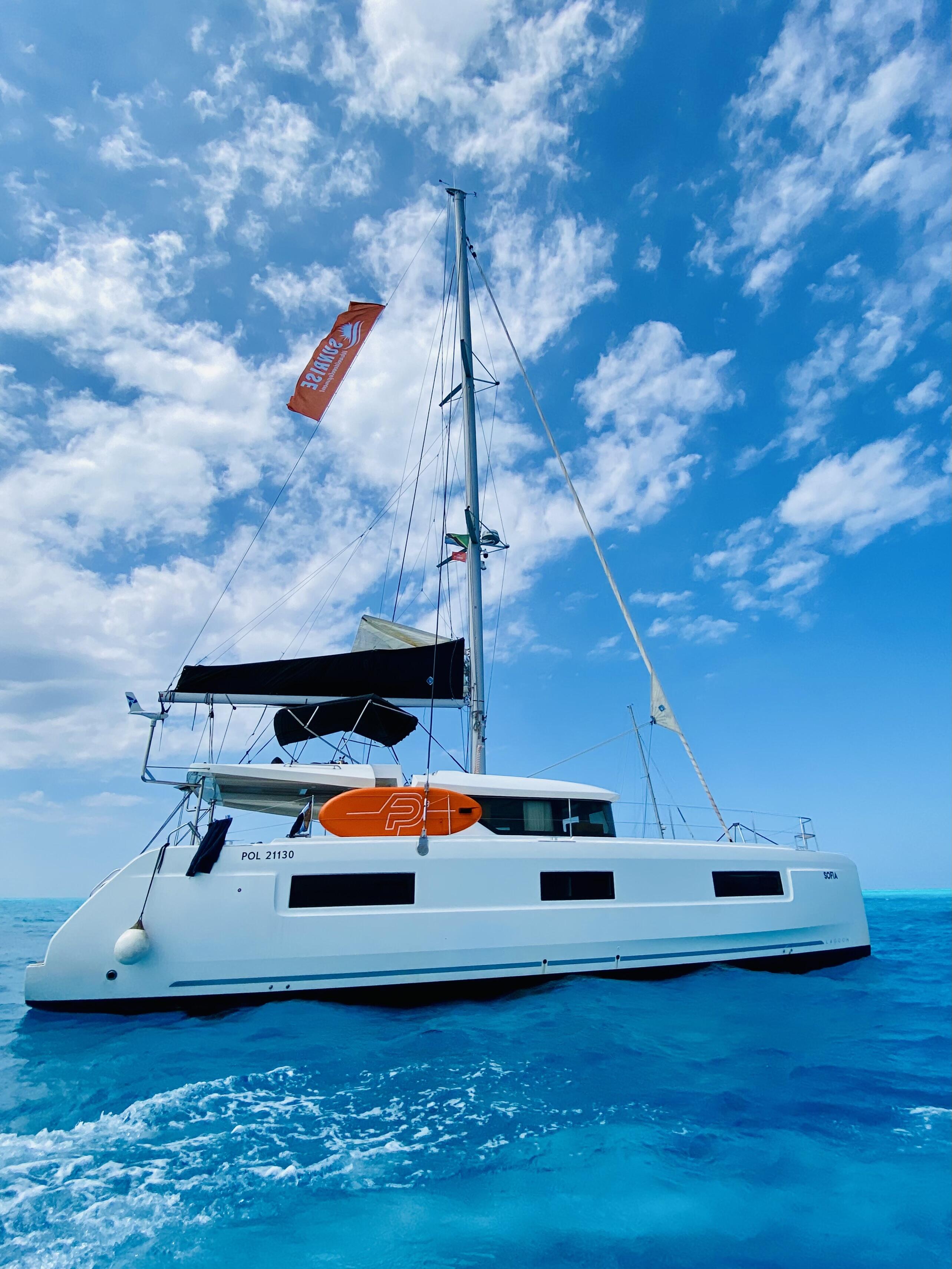 Catamaran 