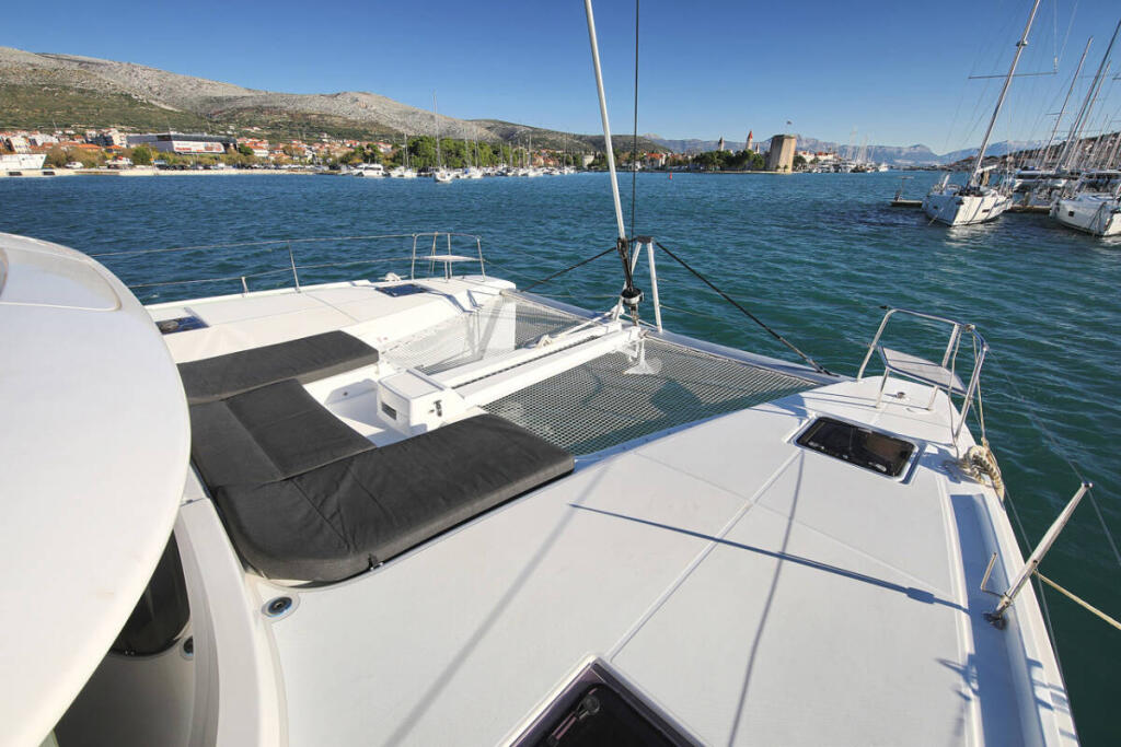 Catamaran 