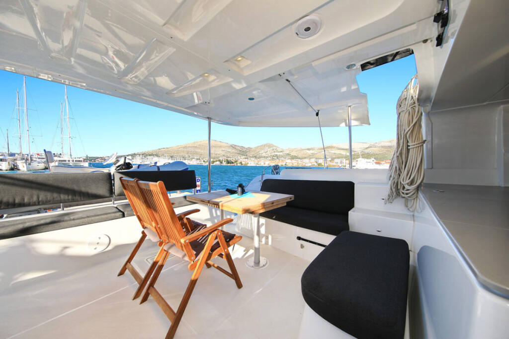Catamaran 