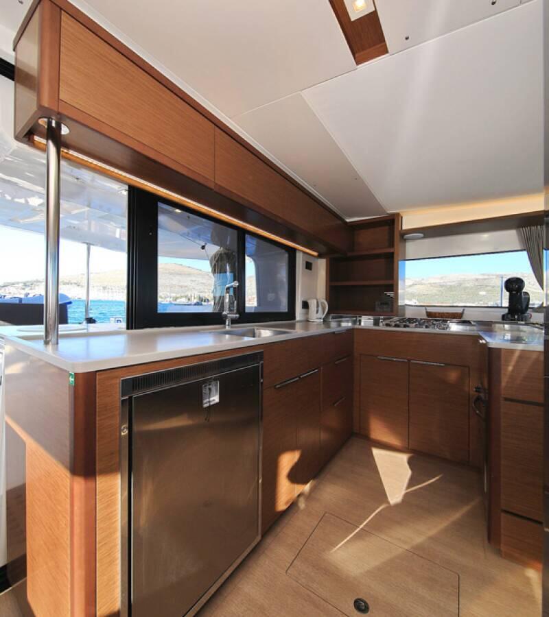 Catamaran 