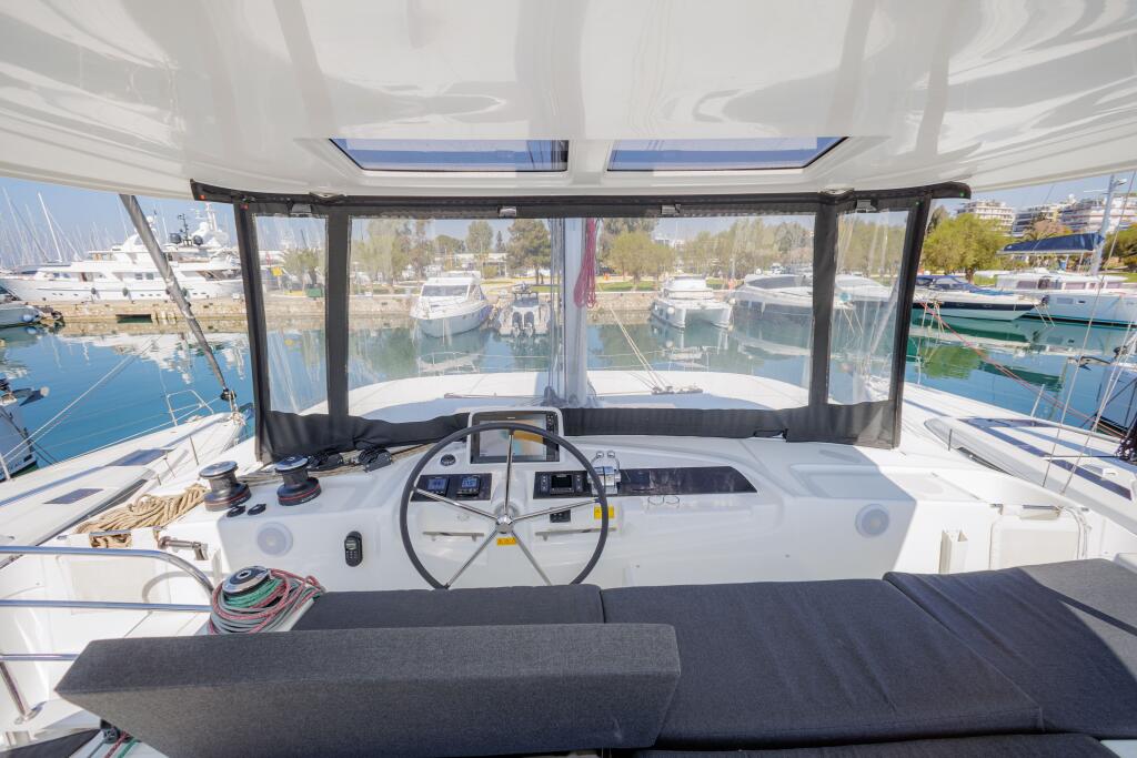 Catamaran 