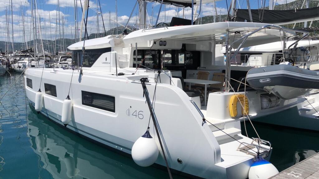 Catamaran 