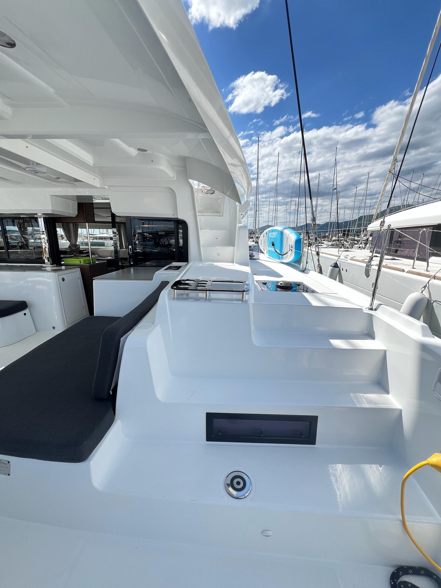 Catamaran 