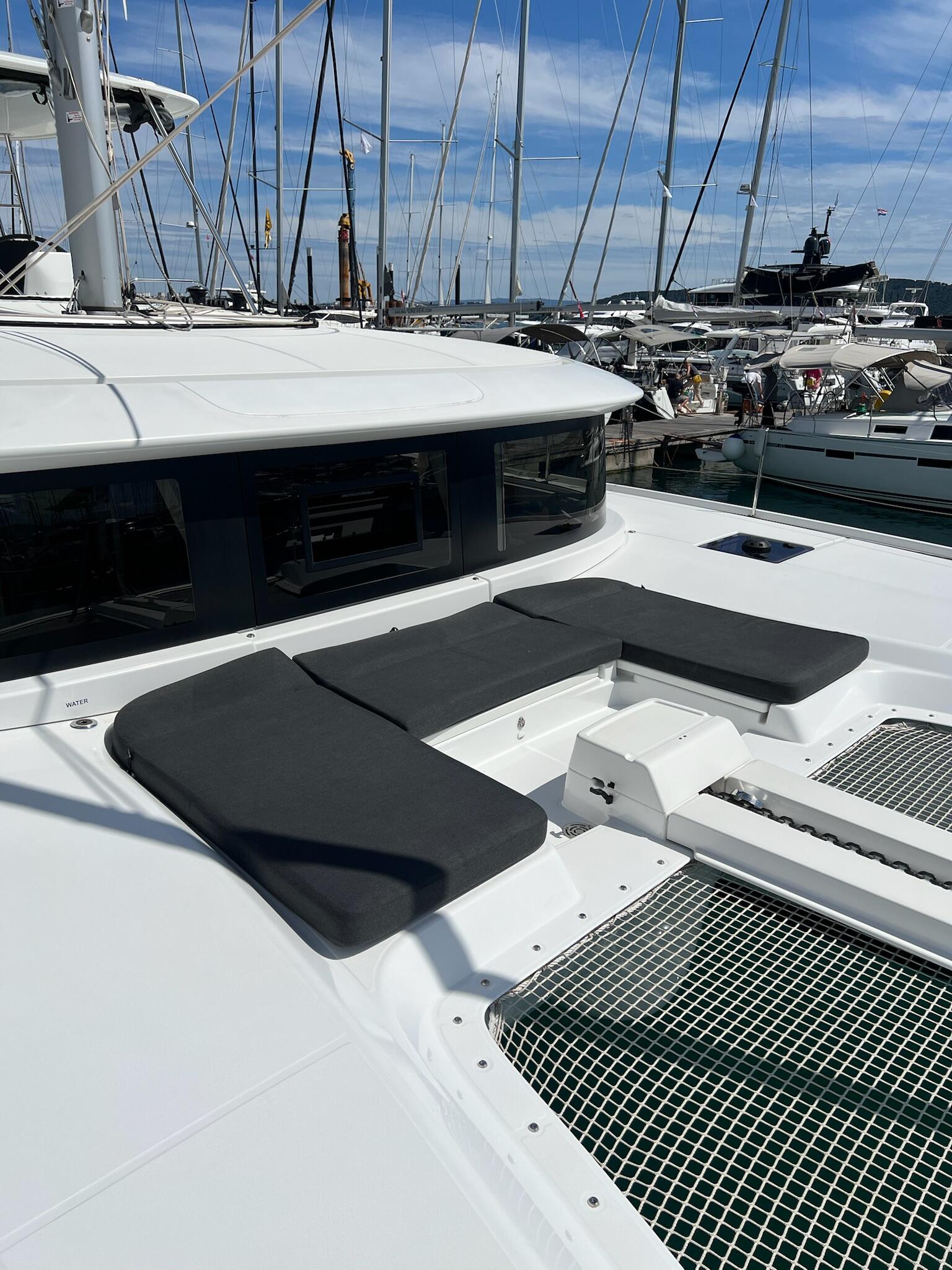Catamaran 