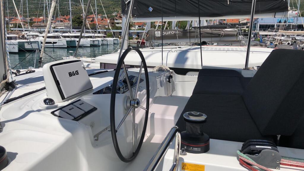 Catamaran 