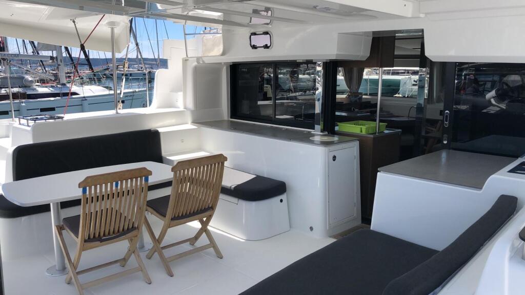 Catamaran 