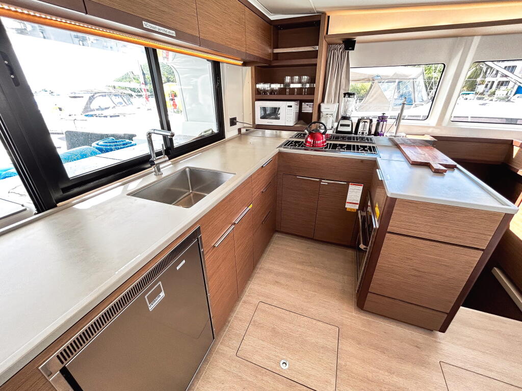 Catamaran 
