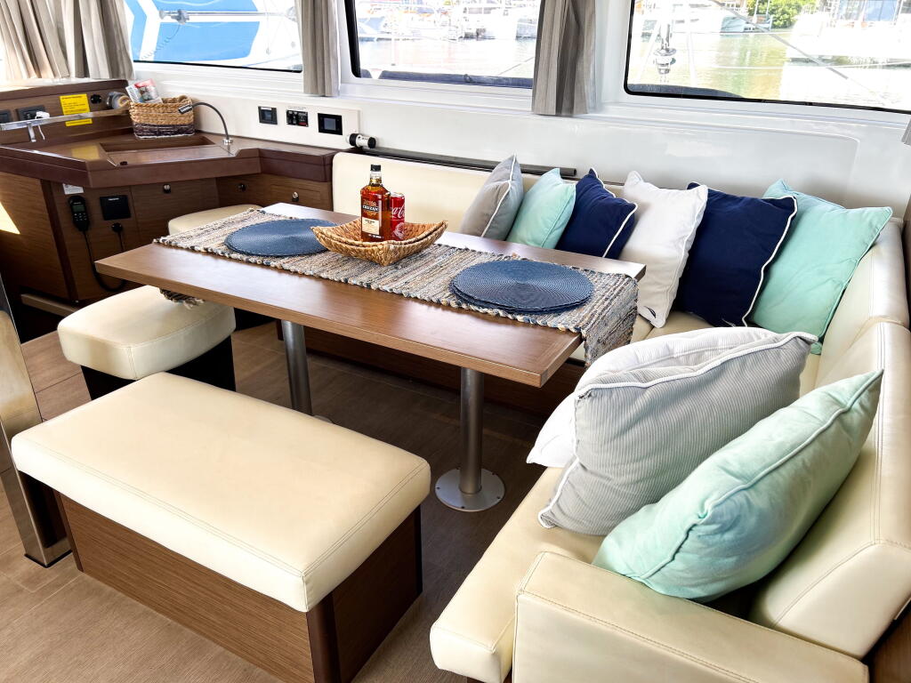 Catamaran 