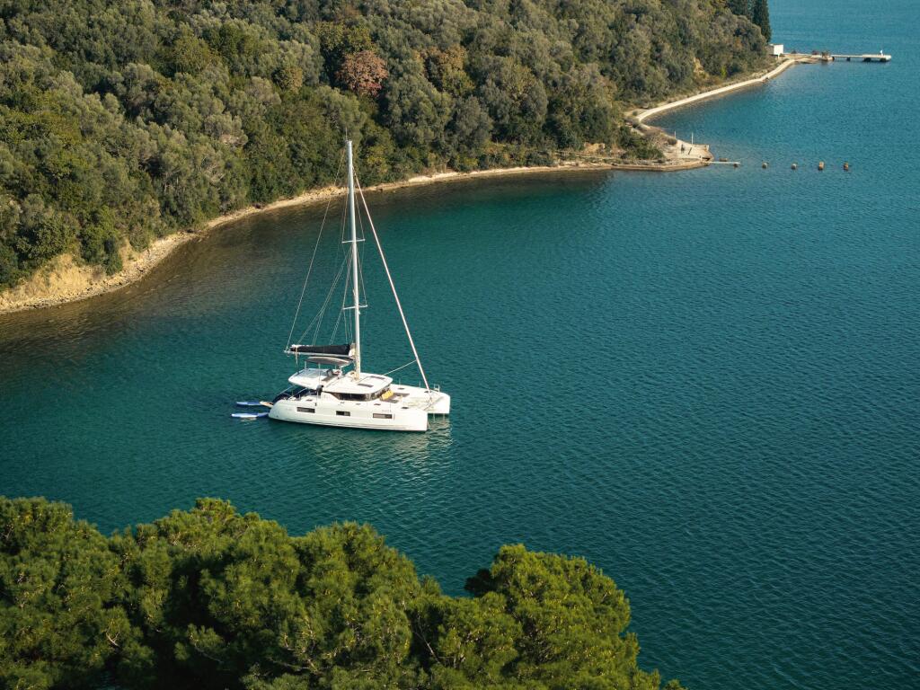 Catamaran 
