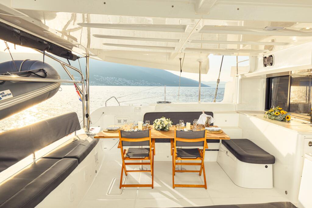 Catamaran 