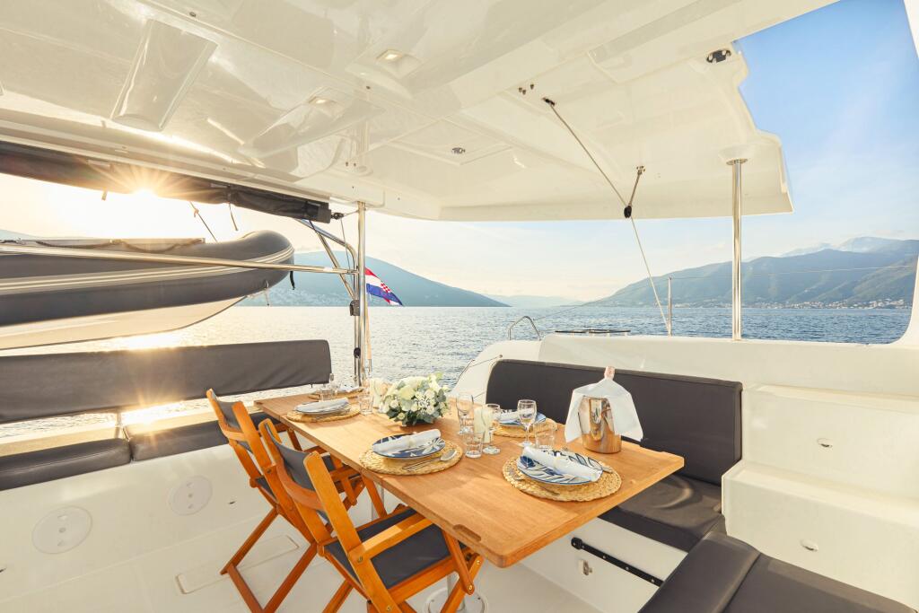 Catamaran 