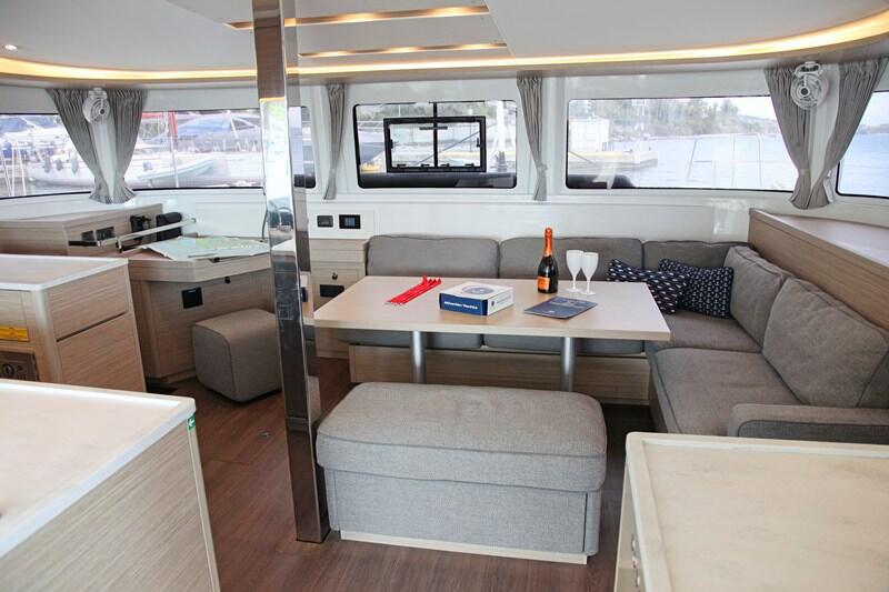 Catamaran 