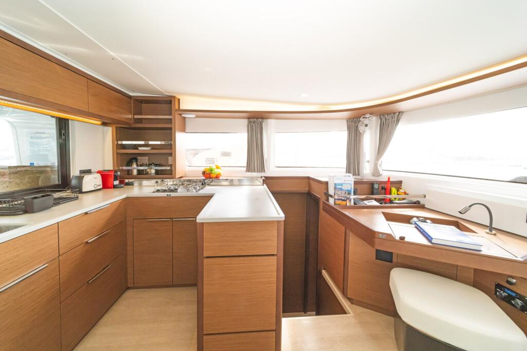 Catamaran 
