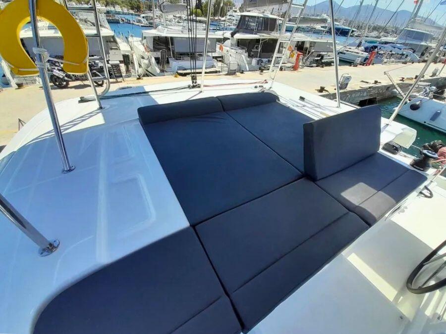 Catamaran 