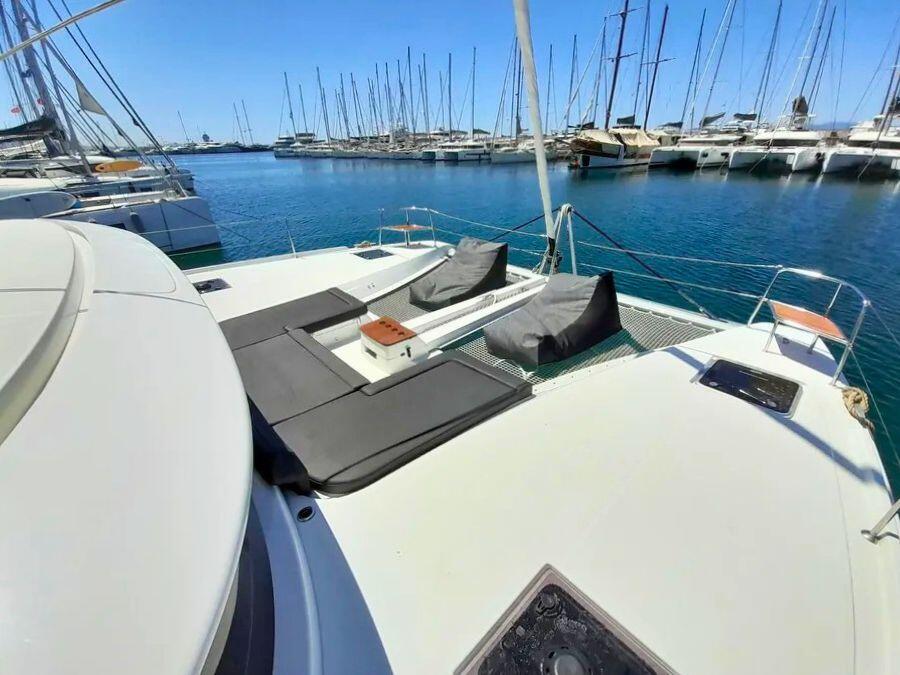 Catamaran 