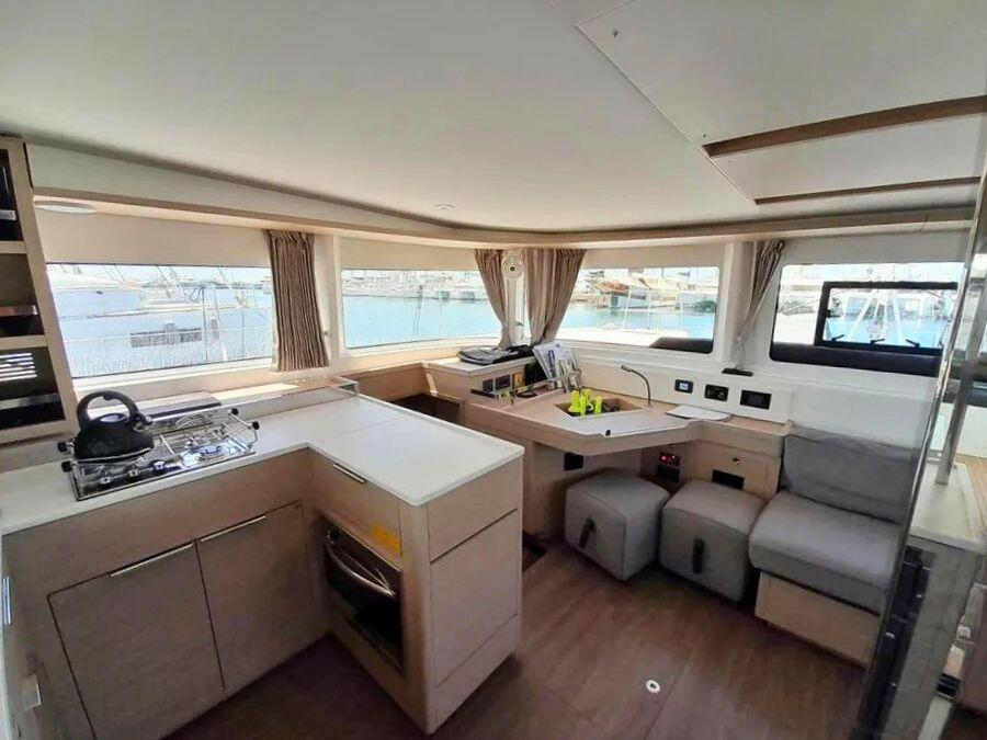 Catamaran 