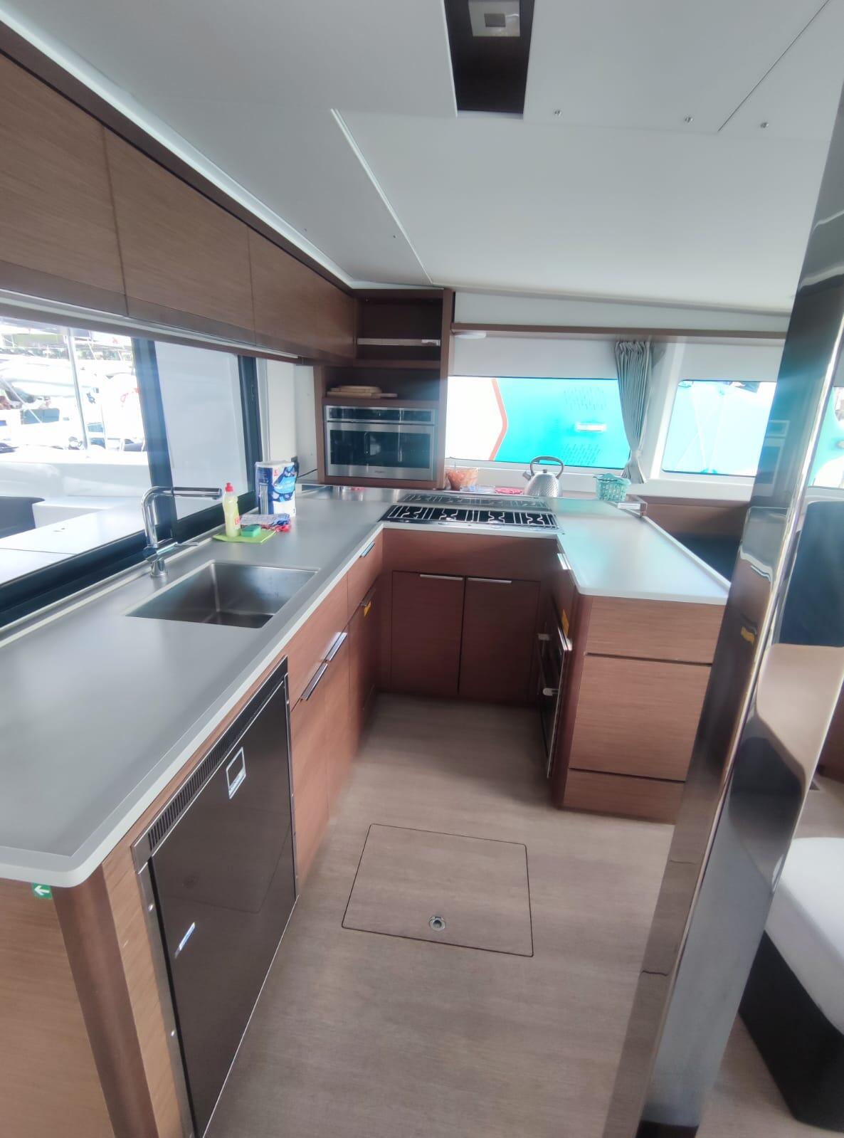 Catamaran 