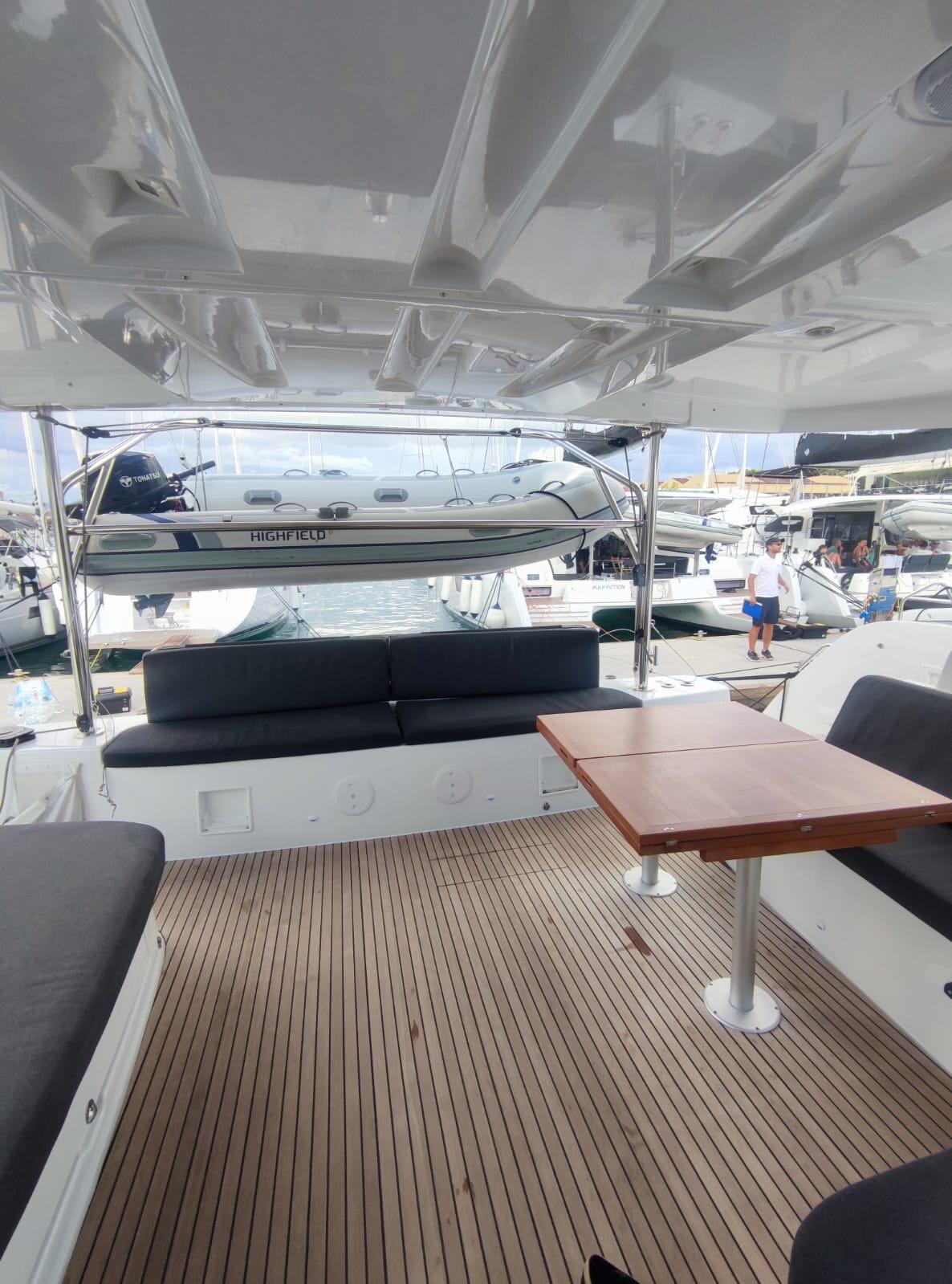 Catamaran 