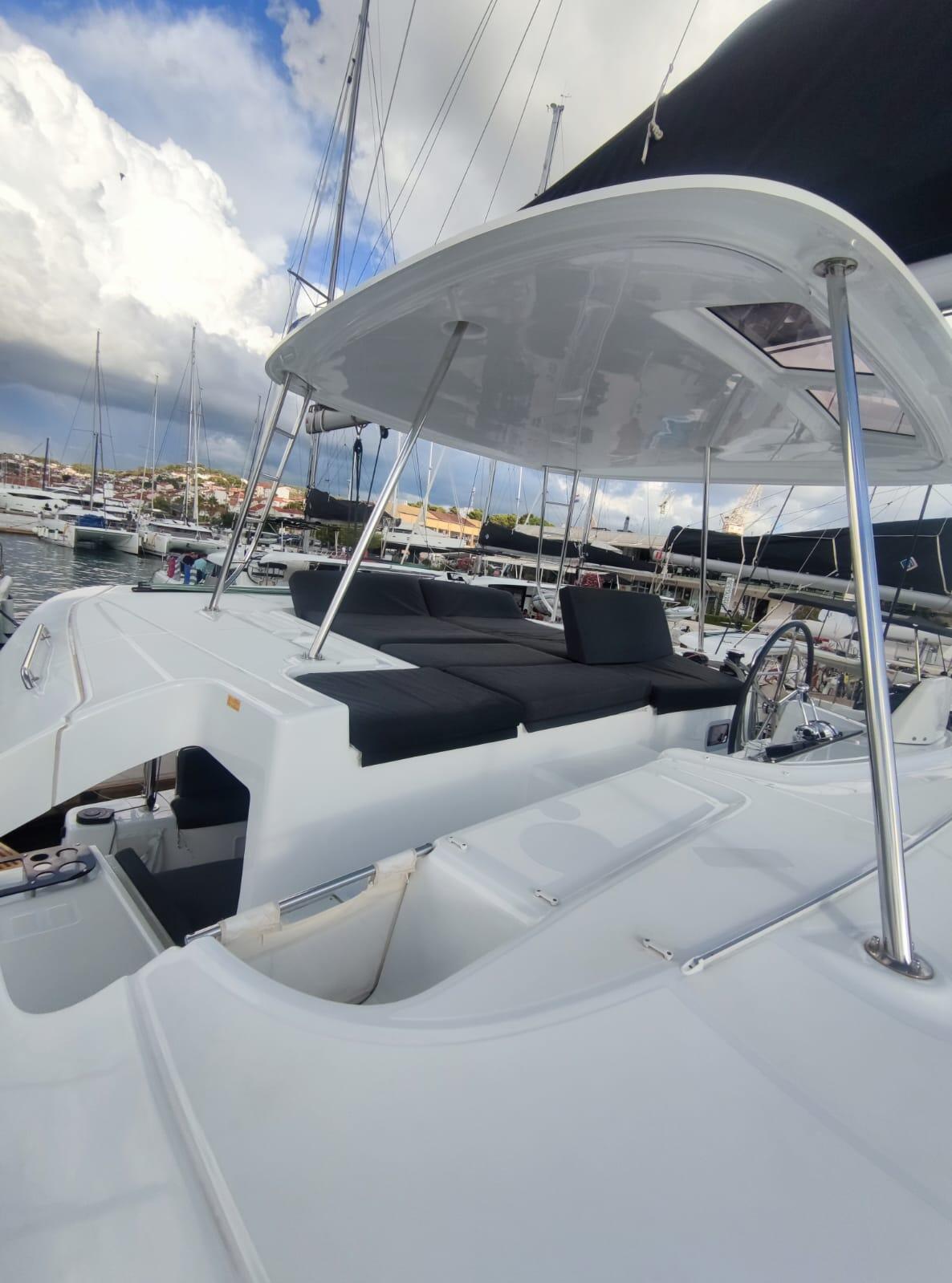 Catamaran 