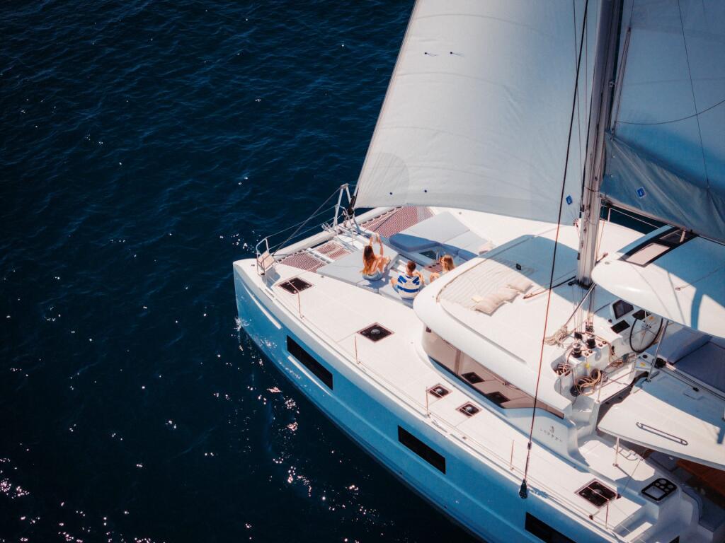 Catamaran 