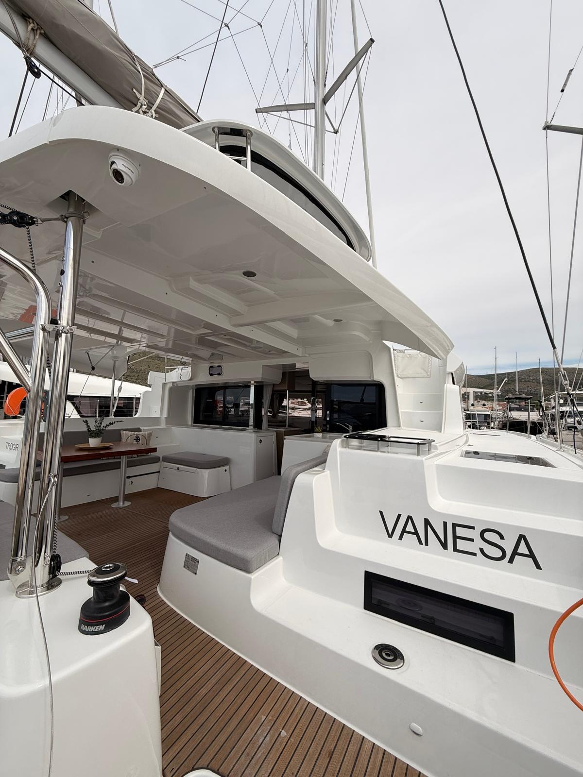 Catamaran 