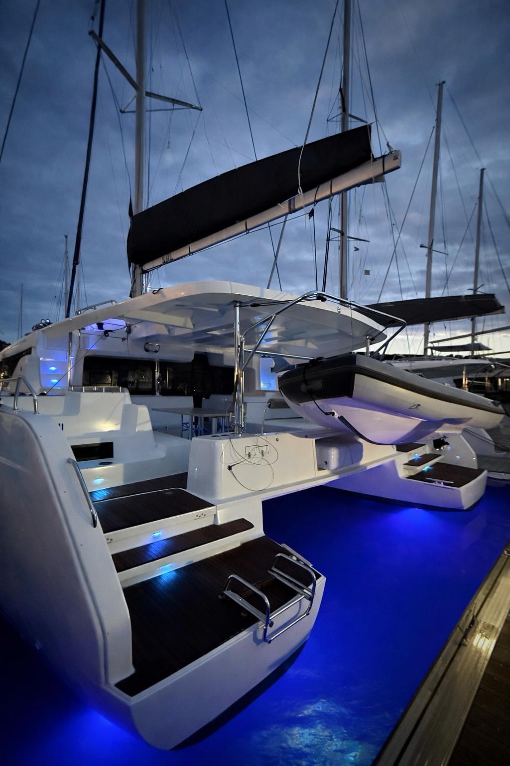 Catamaran 