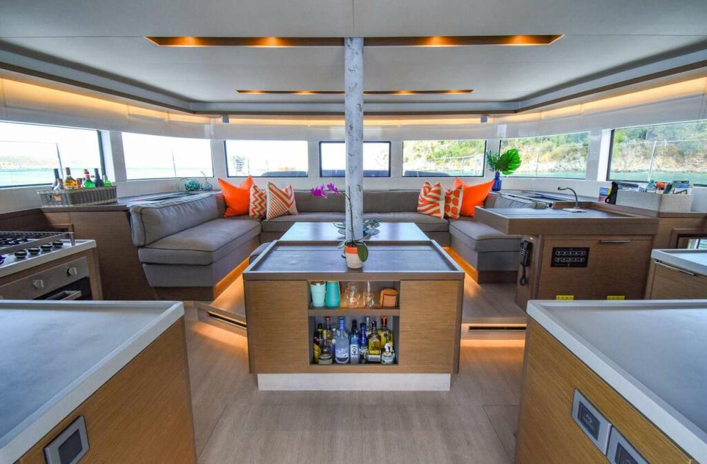 Catamaran 