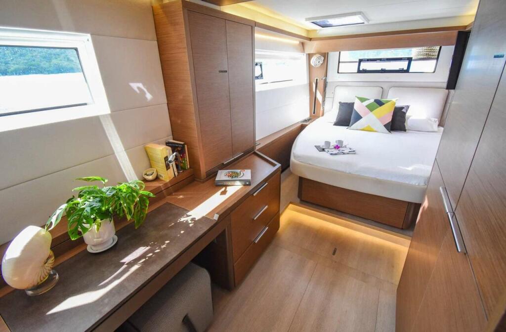Catamaran 