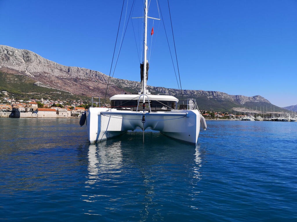 Catamaran 