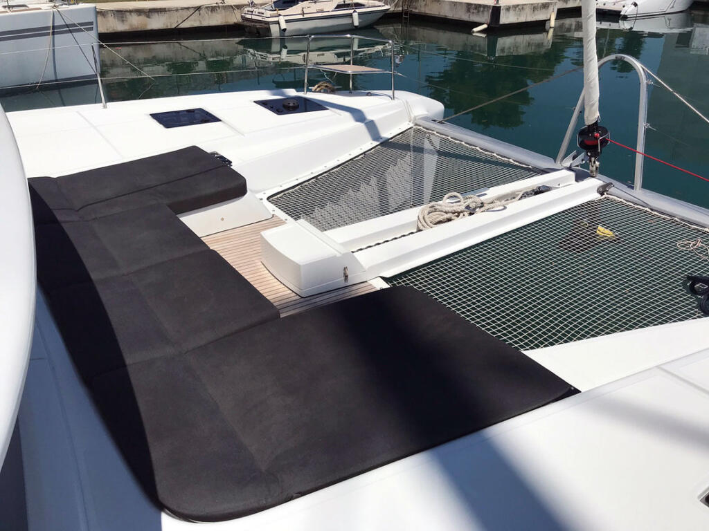 Catamaran 