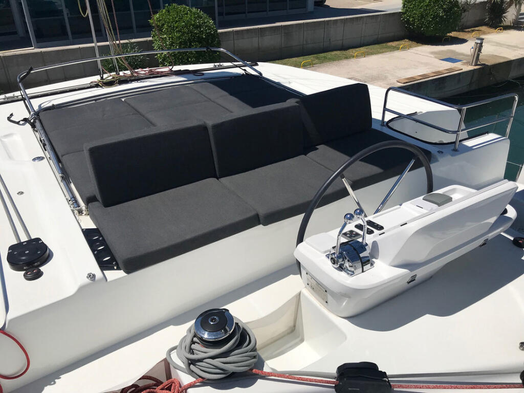Catamaran 