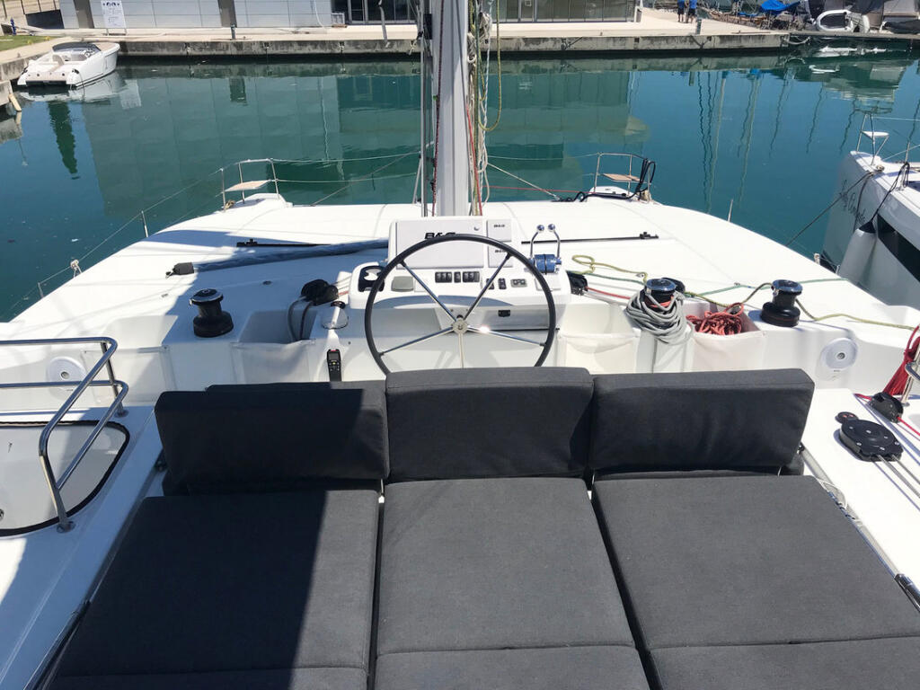 Catamaran 