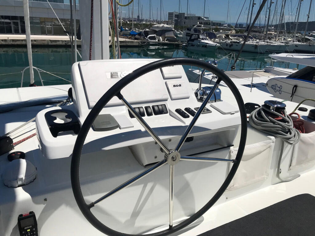 Catamaran 