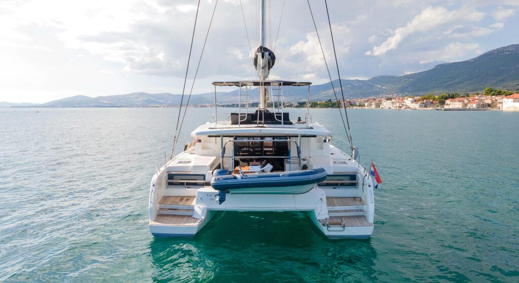 Catamaran 