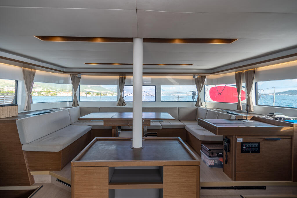Catamaran 