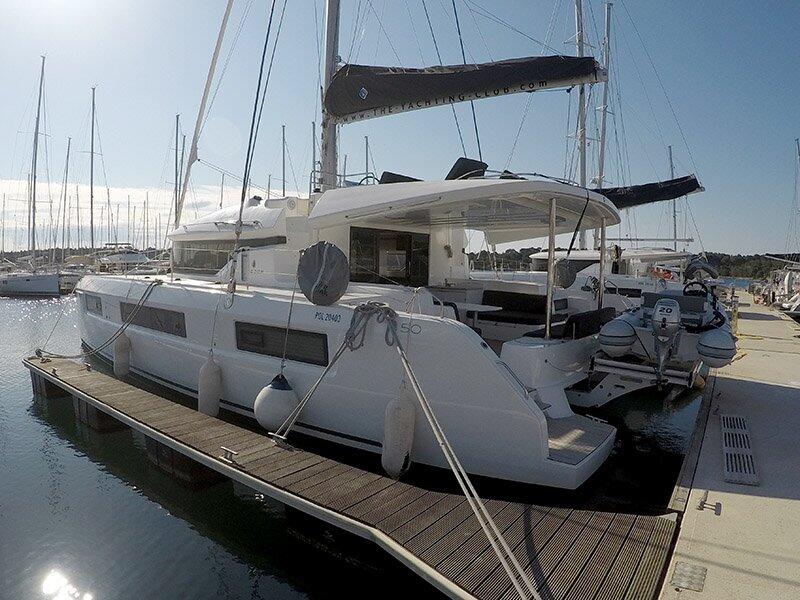 Catamaran 