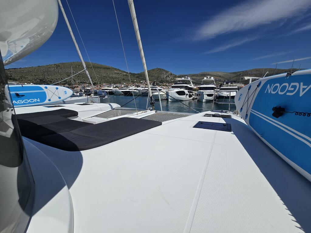 Catamaran 