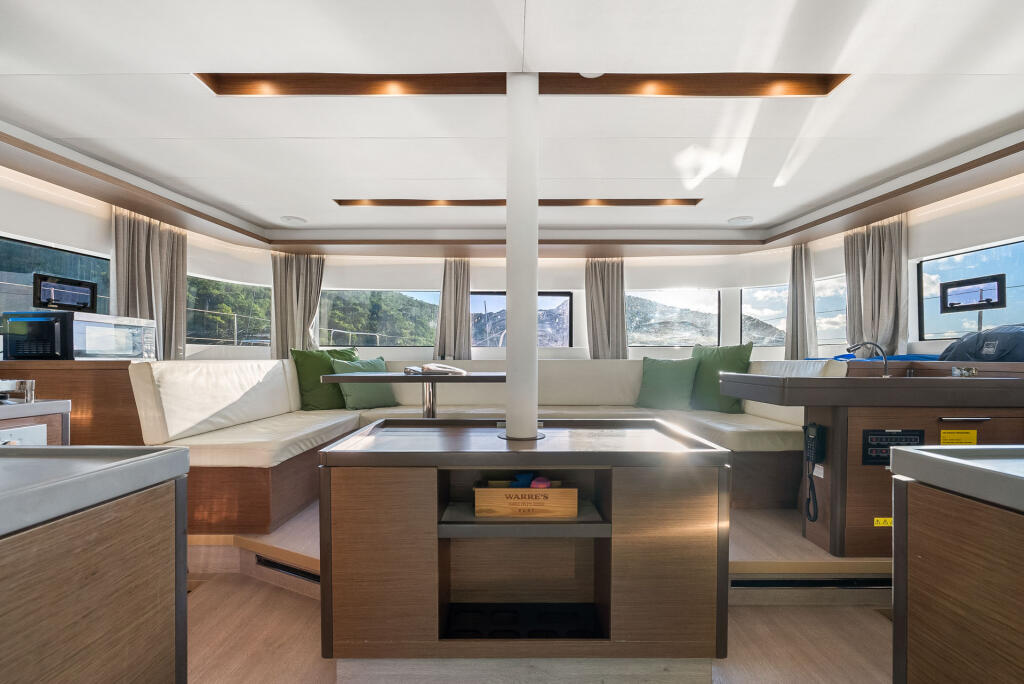 Catamaran 