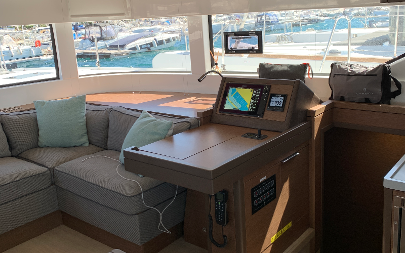 Catamaran 