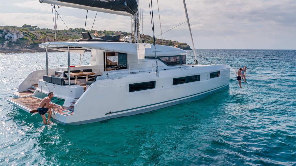 Catamaran 