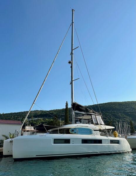 Catamaran 