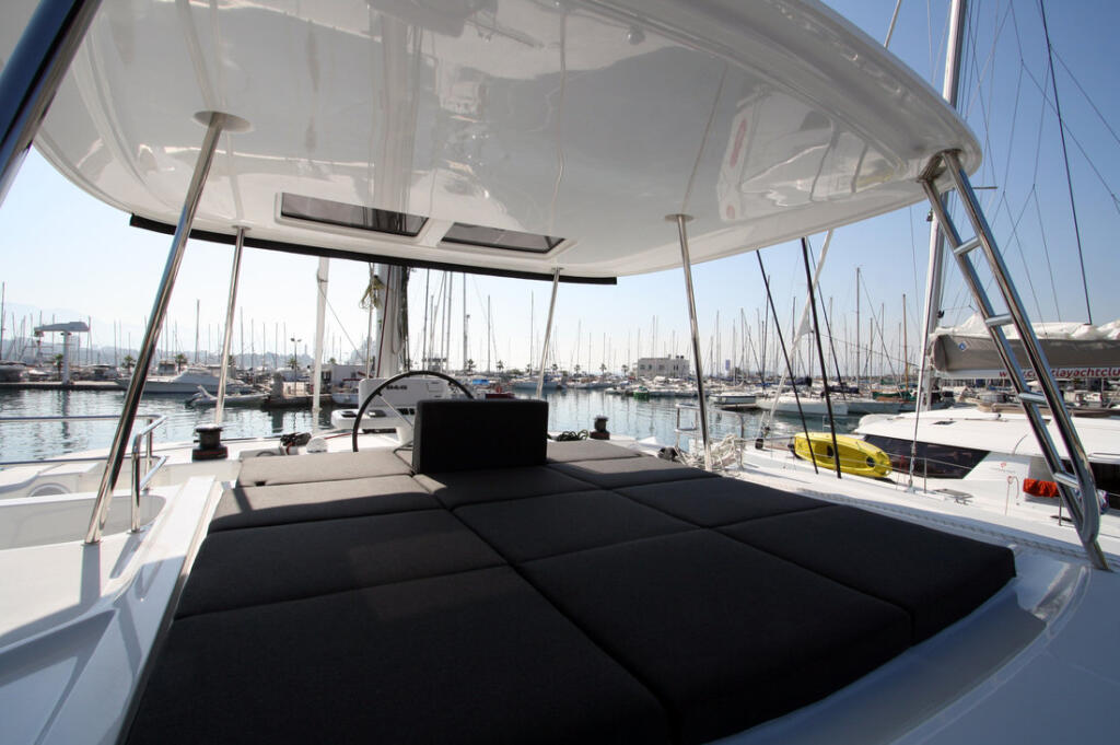 Catamaran 
