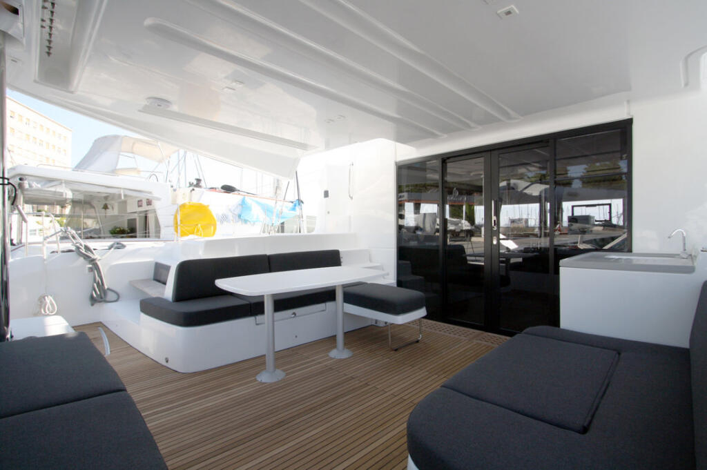 Catamaran 