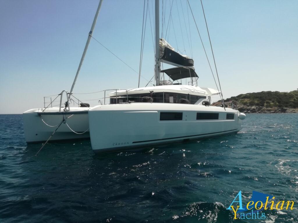 Catamaran 