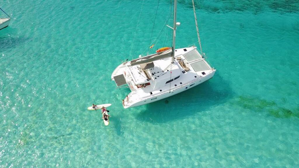 Catamaran 
