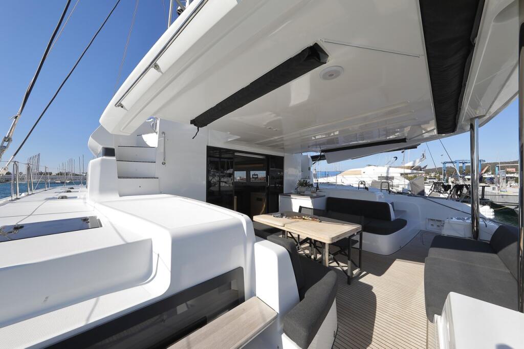 Catamaran 