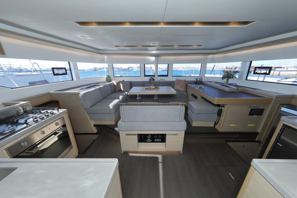 Catamaran 