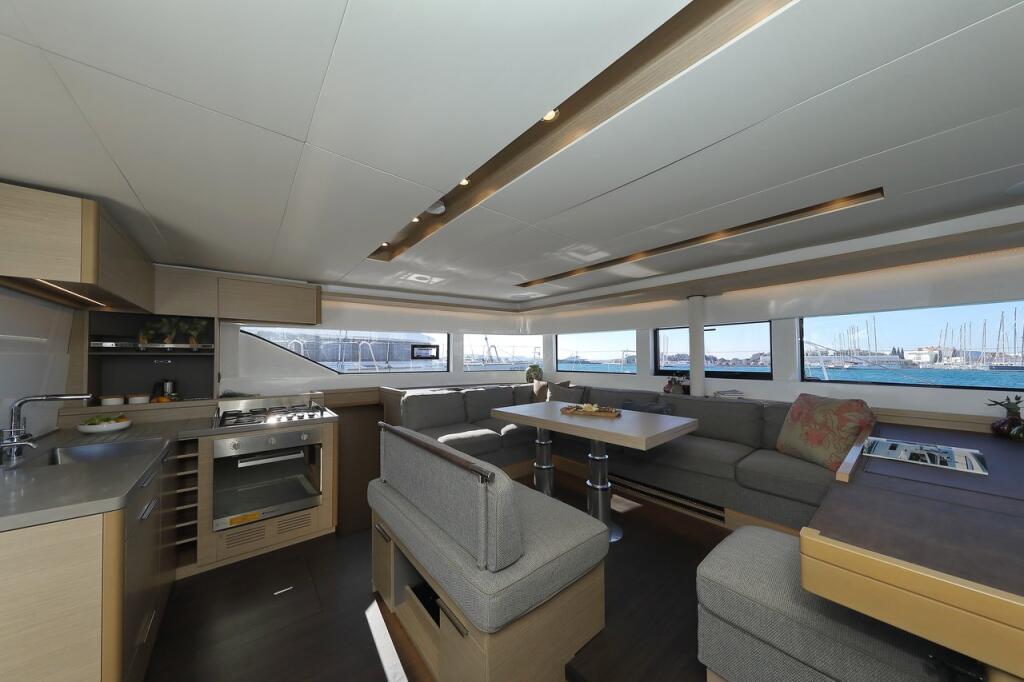 Catamaran 