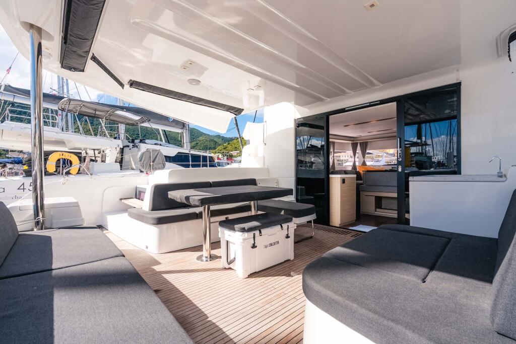Catamaran 
