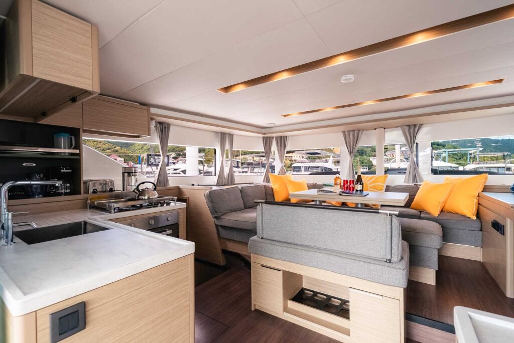 Catamaran 